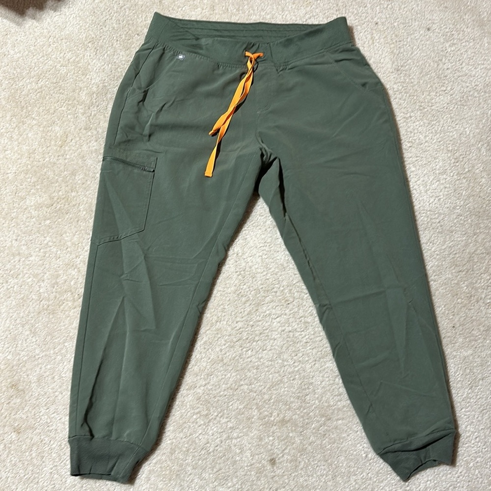 FIGS Moss Zamora Joggers